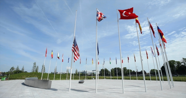NATO yeni karargahının kapılarını açtı